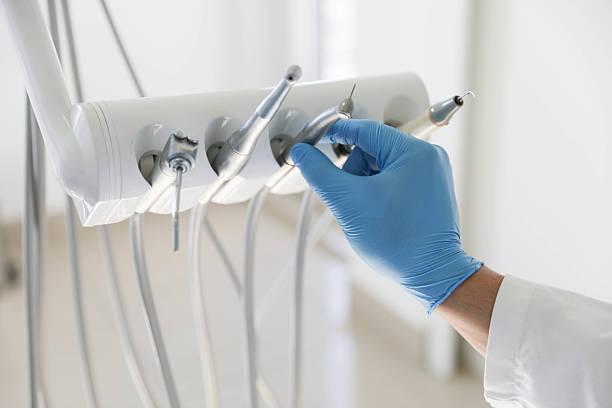 Professional Dental Implants technician working in Rancho Alegre, TX